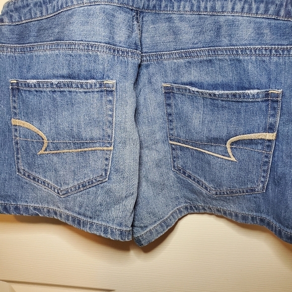 American Eagle Button Front Adjustable Tie Overalls Shorts Size Small - Picture 6 of 9